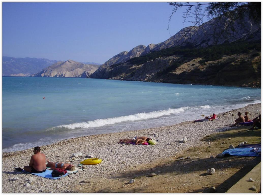 Beach Villa Baska Quarto foto